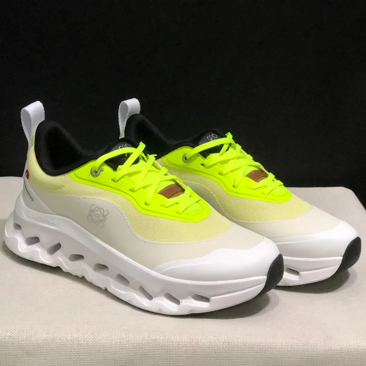 On Cloud × Loewe — Cloudtilt Jaune